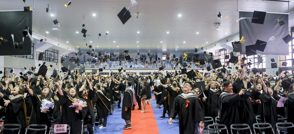 8-1育達科大111學年度碩士班及大學部計有1130名應屆畢業生
